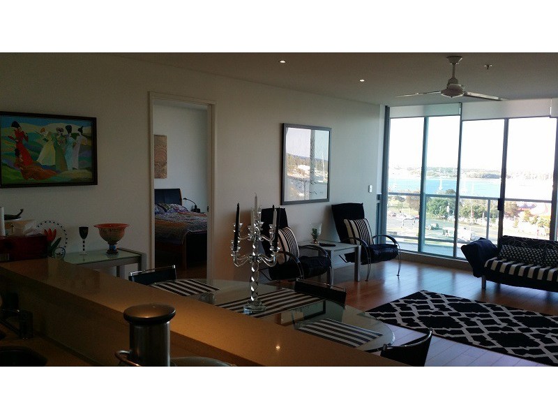 6/1 Como Crescent, Southport QLD 4215