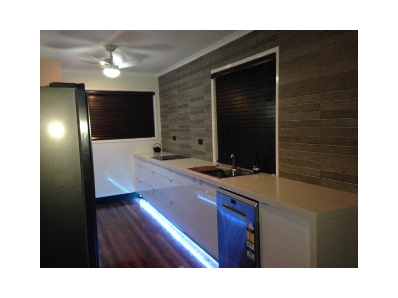 32 Lomatia Street, Everton Hills QLD 4053