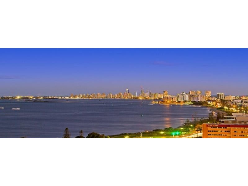 17 Bayview Street, Runaway Bay QLD 4216