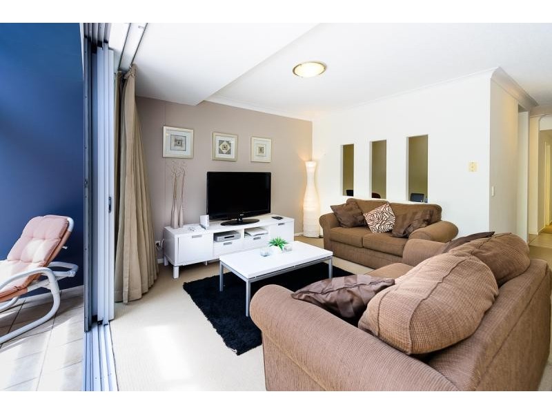 13 – 23 Bright Avenue, Labrador QLD 4215