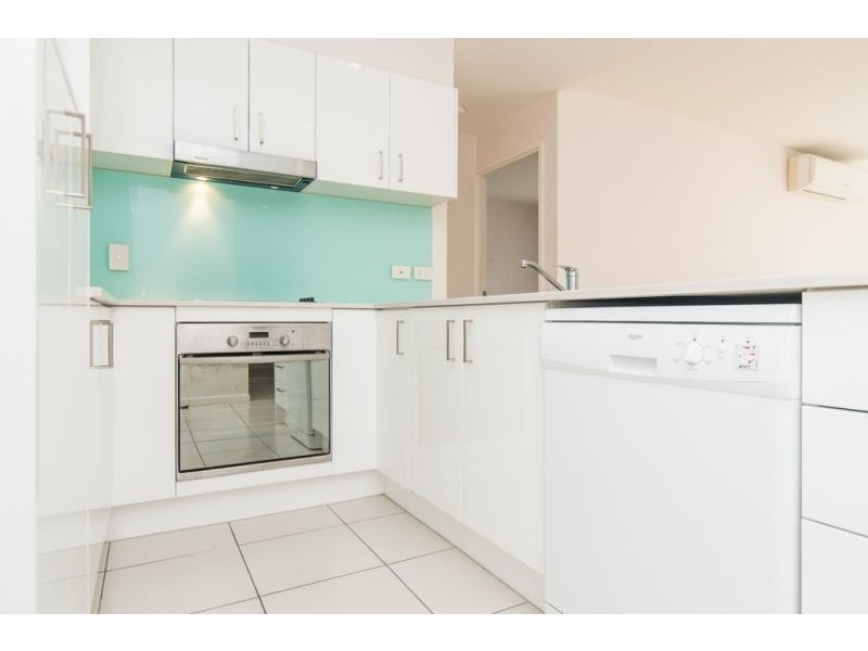 607/20 Playfield Street, Chermside QLD 4032