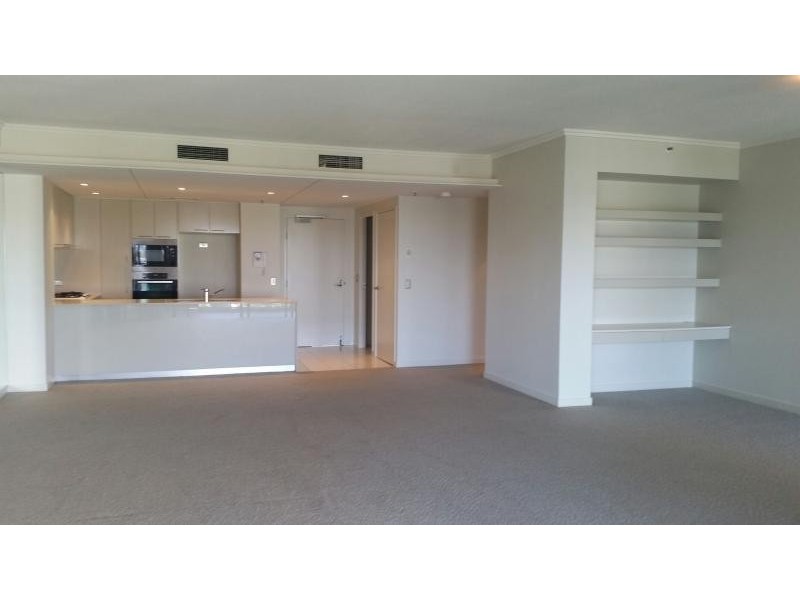 2053/1 Lennie Avenue, Main Beach QLD 4217