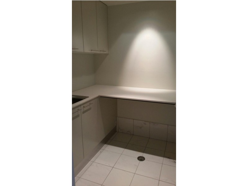 2053/1 Lennie Avenue, Main Beach QLD 4217