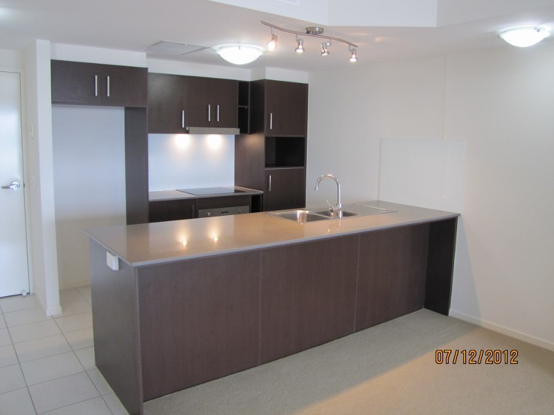 51 Playfield Street, Chermside QLD 4032