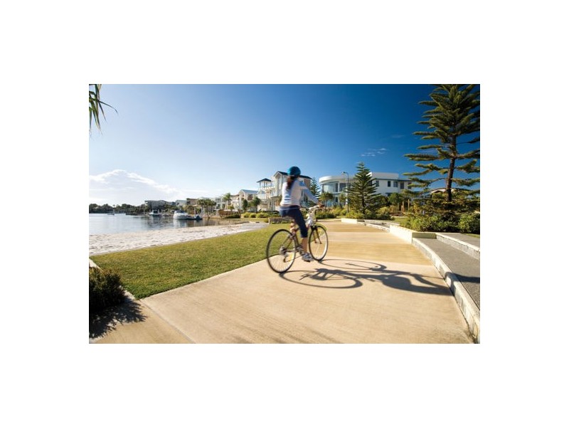 35/57 Grand Parade, Kawana Island QLD 4575