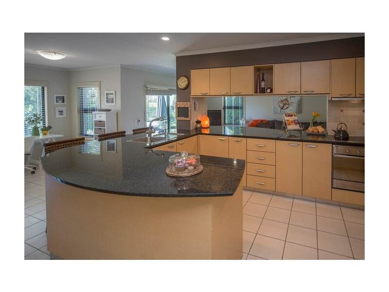 8887 Magnolia Drive East, Hope Island Resort, Hope Island QLD 4212