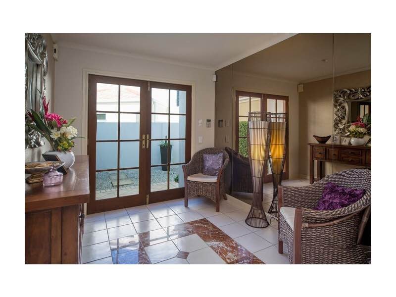 8887 Magnolia Drive East, Hope Island Resort, Hope Island QLD 4212