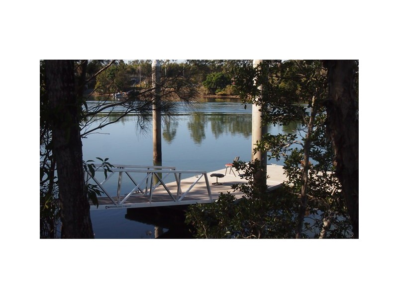 5/4 Koala Town Rd, Upper Coomera QLD 4209