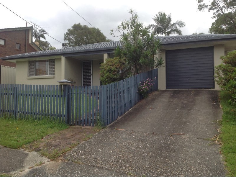 7 Folkstone Avenue, Albany Creek QLD 4035