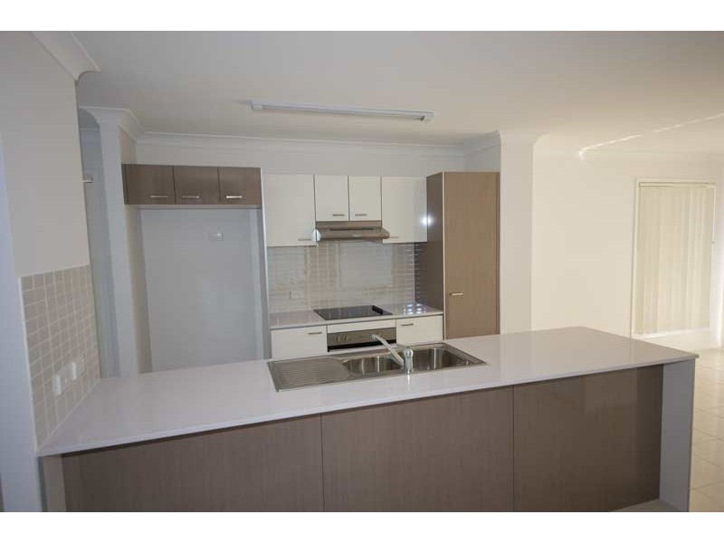 6 Clearwater Street, Bethania QLD 4205