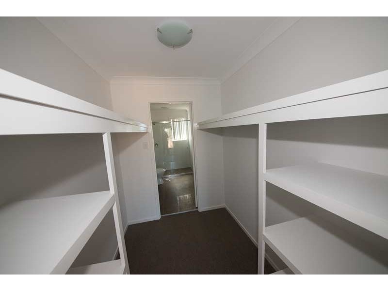 6 Clearwater Street, Bethania QLD 4205