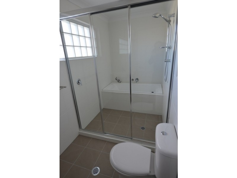 111 Short Street, Boronia Heights QLD 4124