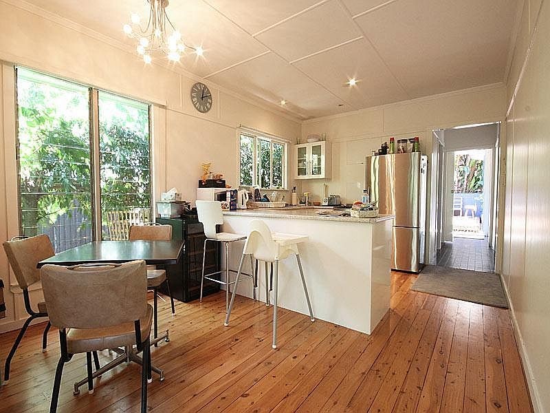 51 Cooksley Street, Hamilton QLD 4007