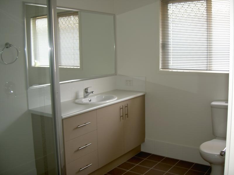 56 Wright Street, Carindale QLD 4152