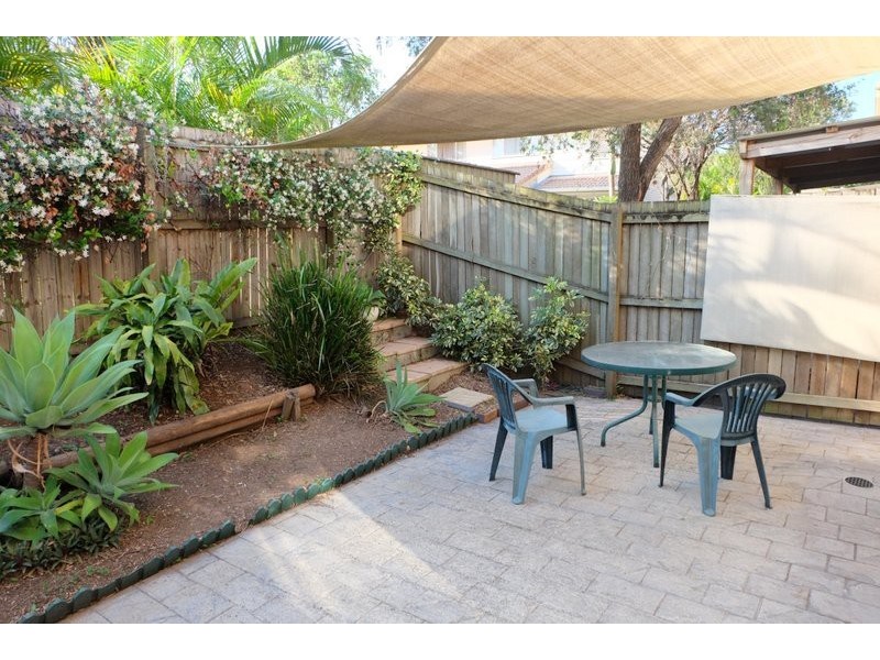 11 Rebecca Way, Slacks Creek QLD 4127