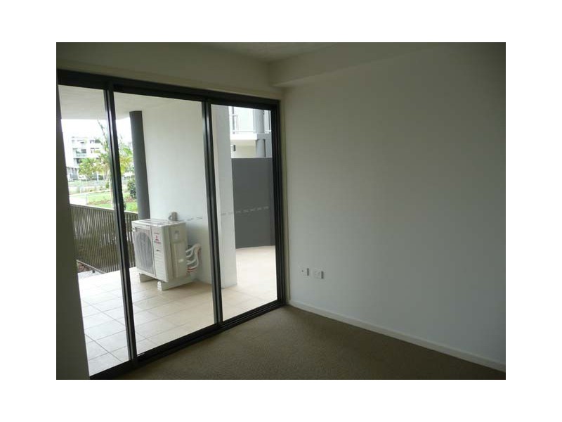 25/10 Grand Parade, Kawana Island QLD 4575