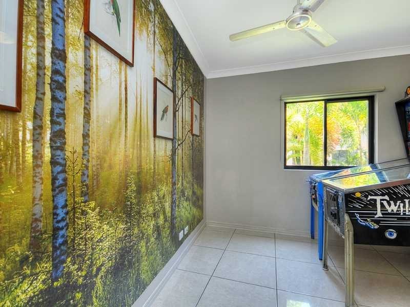 D03/1 Great Hall Dve, Nobby Beach QLD 4218