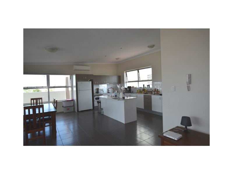 803 MAIN STREET, Kangaroo Point QLD 4169