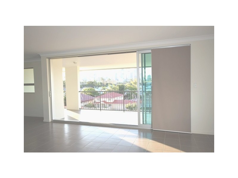 803 MAIN STREET, Kangaroo Point QLD 4169