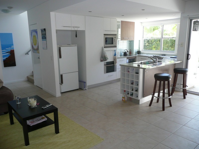 83/7 Grand Parade, Kawana Island QLD 4575