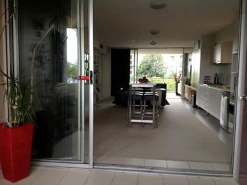 2E/153 Lambert Street, Kangaroo Point QLD 4169