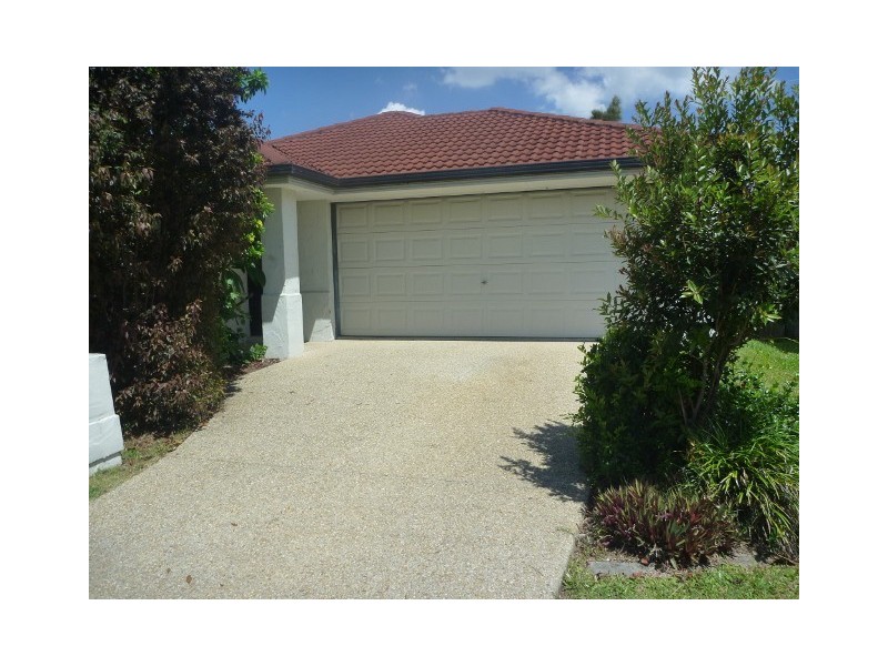 4 Adori Street, Chevron Island QLD 4217