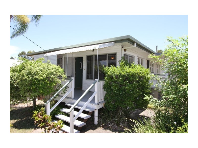 30 Curwen Tce, Chermside QLD 4032