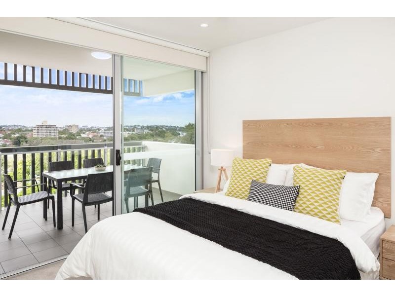 300/11-17 Lytton Road, East Brisbane QLD 4169