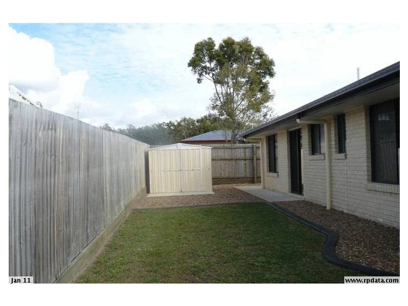 7 Whipbird Court, Urangan QLD 4655