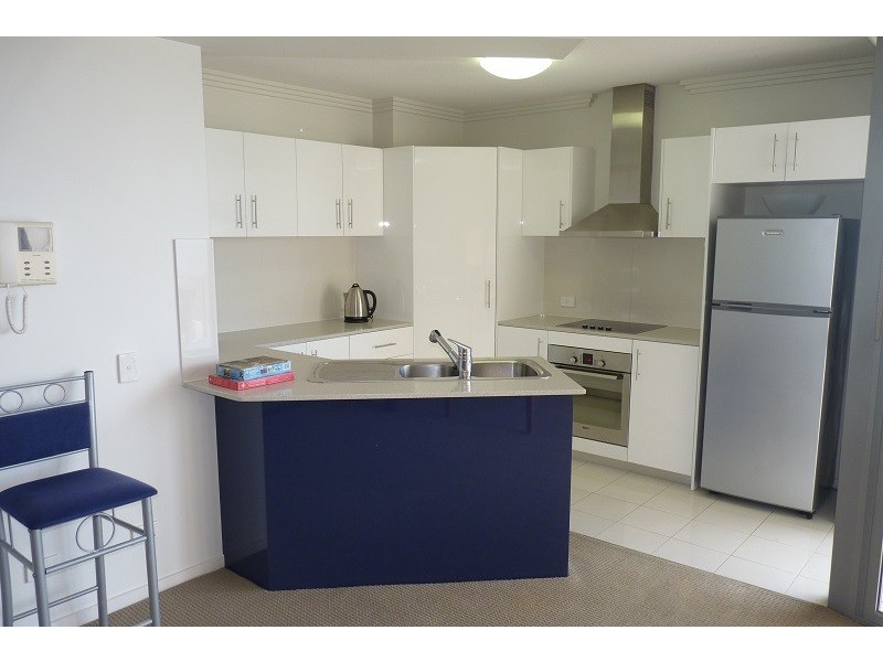 504/89 Landsborough Avenue, Scarborough QLD 4020