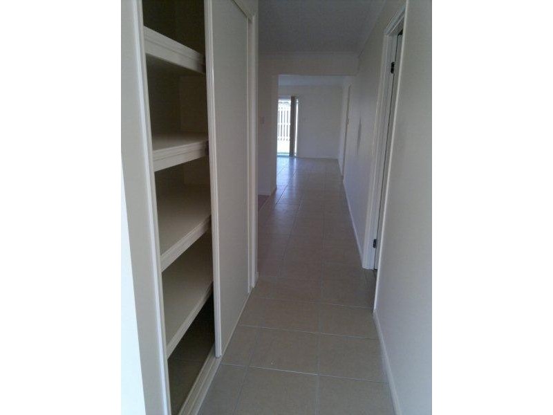 3 Fiery St, Brassall QLD 4305