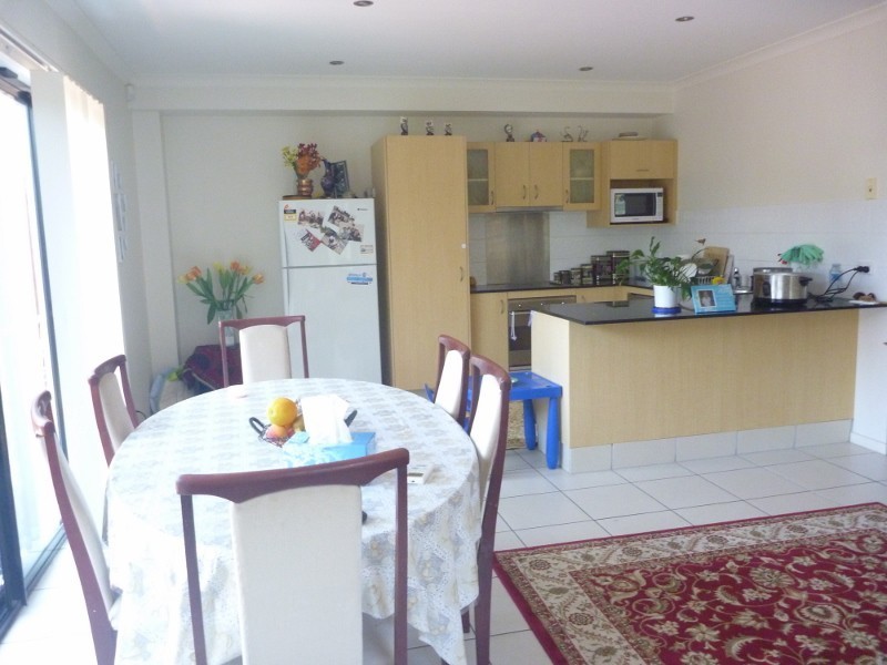 Labrador QLD 4215