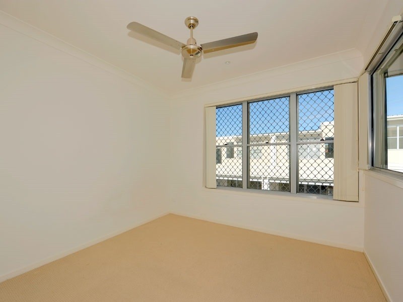 66 Richmond Road, Morningside QLD 4170