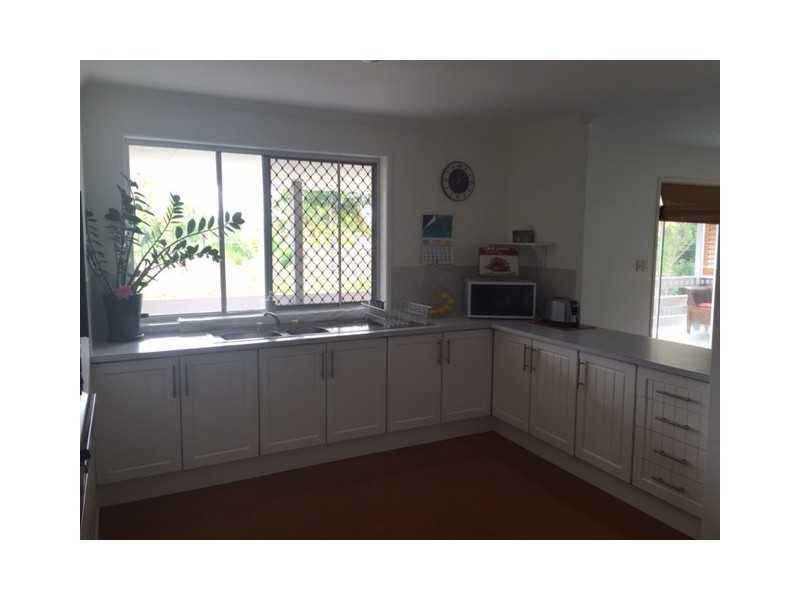 30 Currant Street, Elanora QLD 4221