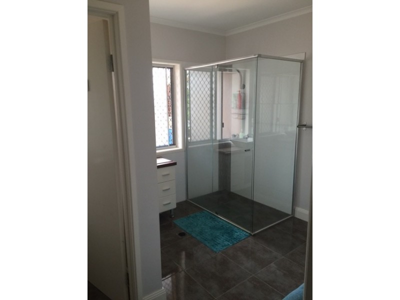 30 Currant Street, Elanora QLD 4221