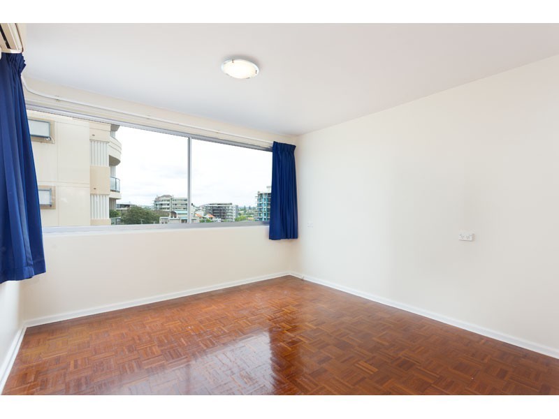 82/64 Thorn Street, Kangaroo Point QLD 4169