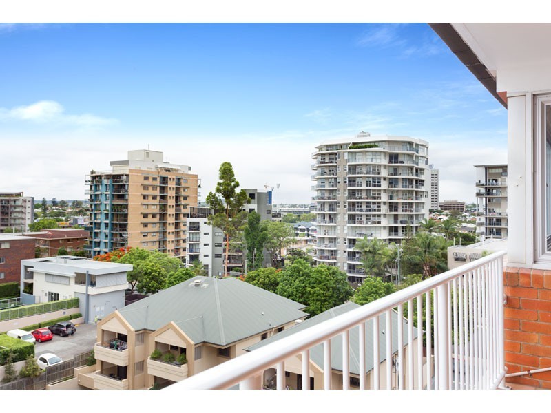 82/64 Thorn Street, Kangaroo Point QLD 4169