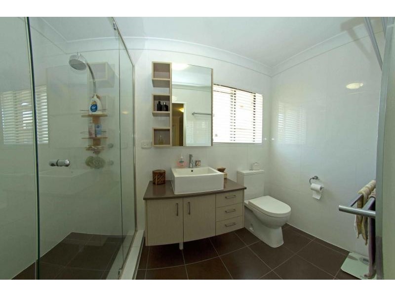 1/23 Burleigh Street, Burleigh Heads QLD 4220