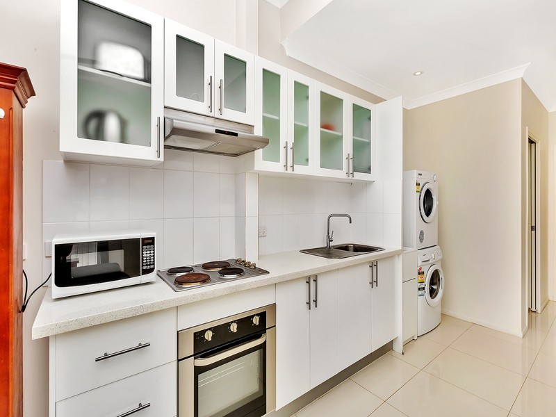 2/14 Austin Street, Newstead QLD 4006