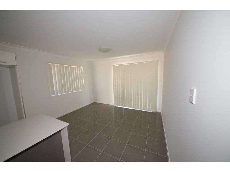 6 Clearwater Street, Bethania QLD 4205