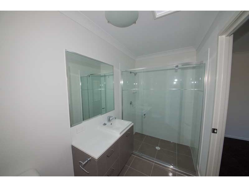 6 Clearwater Street, Bethania QLD 4205