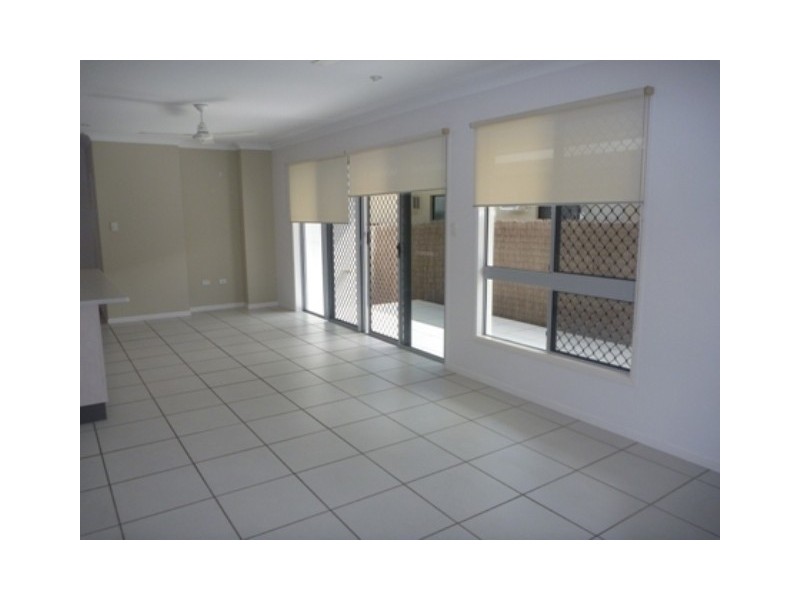 63 Euro Boulevard, Kirwan QLD 4817