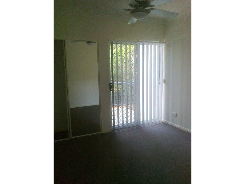 36 BURRA ST, Chevron Island QLD 4217