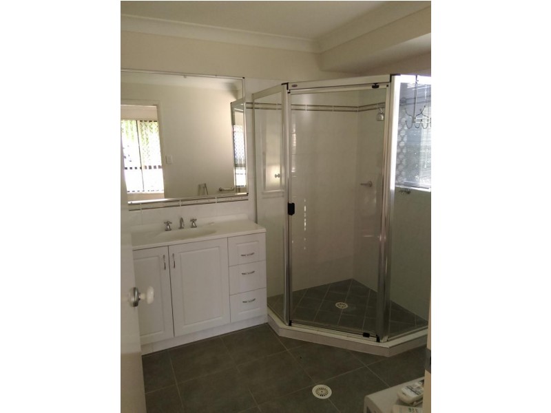 31 Samuel St, Calamvale QLD 4116