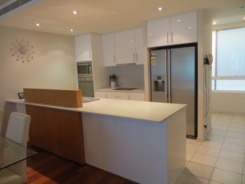 901 MEDINAH AVE, Robina QLD 4226