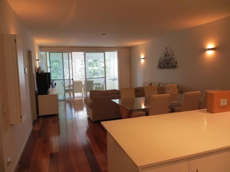 901 MEDINAH AVE, Robina QLD 4226