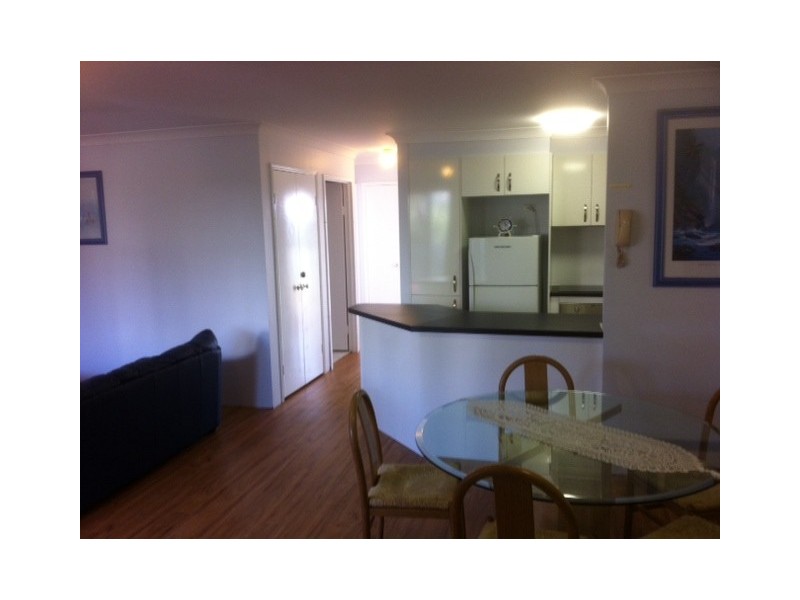 34/32 Beach Pde, Surfers Paradise QLD 4217