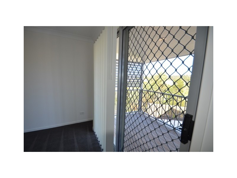 Pacific Pines QLD 4211