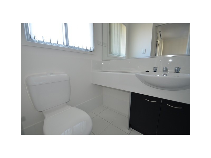 Pacific Pines QLD 4211