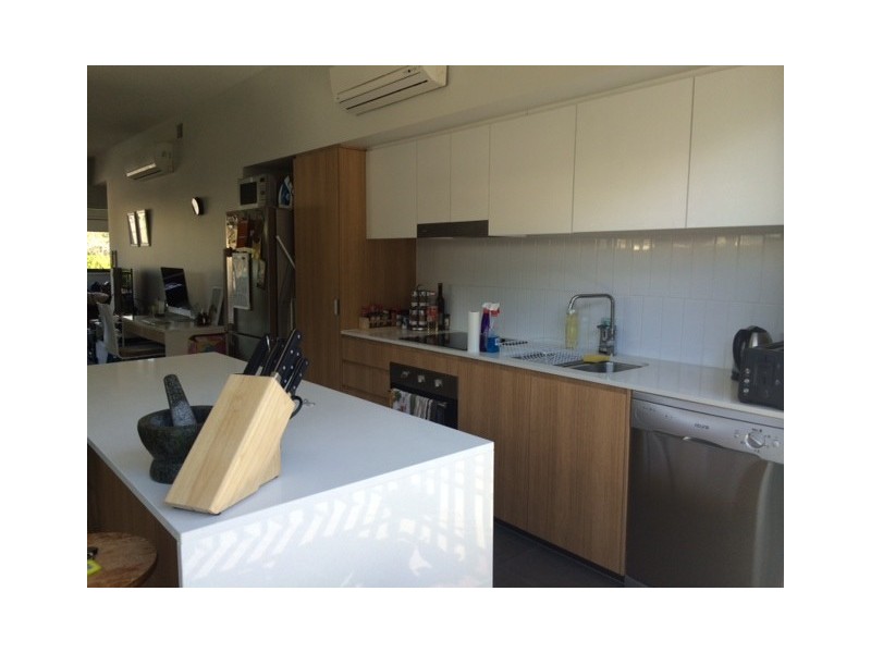 8/2 Garden Terrace, Newmarket QLD 4051